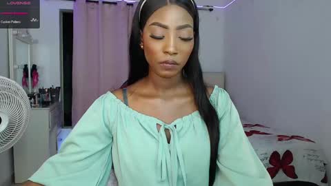 taliana  modelo independiente online show from 02/18/25, 06:15