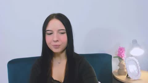 taliasensitive online show from 12/01/25, 04:12