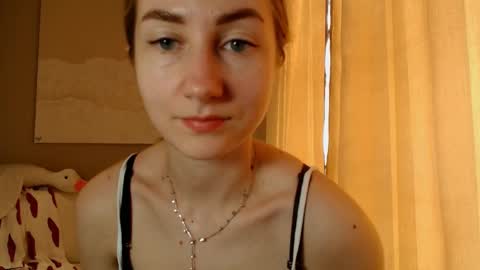  Kira  online show from 02/06/25, 09:11