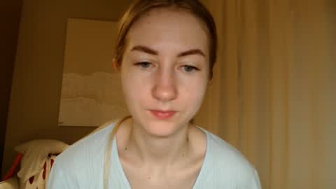  Kira  online show from 02/07/25, 05:52