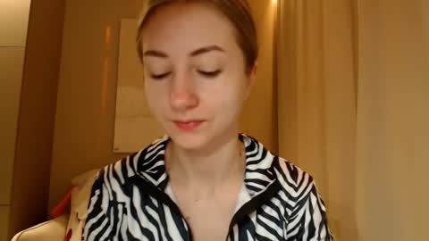  Kira  online show from 02/11/25, 05:58