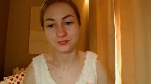  Kira  online show from 02/15/25, 05:51