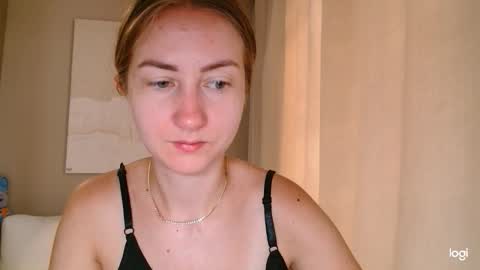  Kira  online show from 09/10/25, 05:29