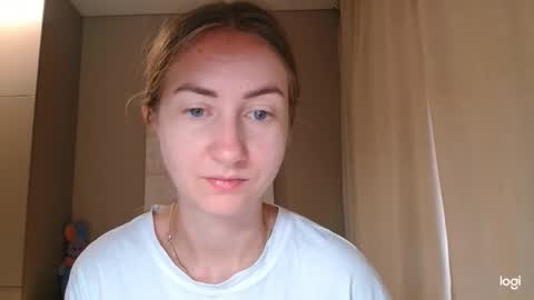  Kira  online show from 09/12/25, 05:40