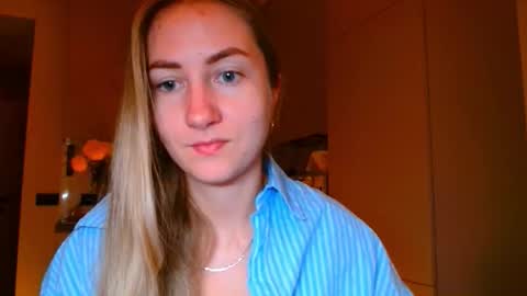  Kira  online show from 11/13/25, 06:12