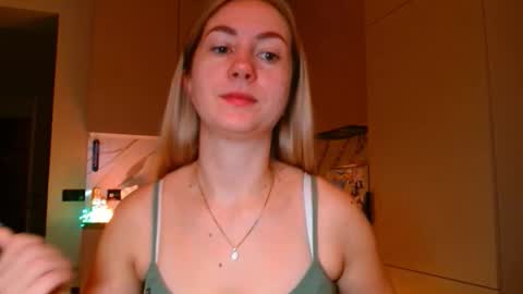  Kira  online show from 01/06/26, 06:17