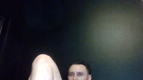 Snapshot of tallhungcloudyy chatting on 06/20/26, 04:37 tallhungcloudyy online show from 06/20/26, 04:37