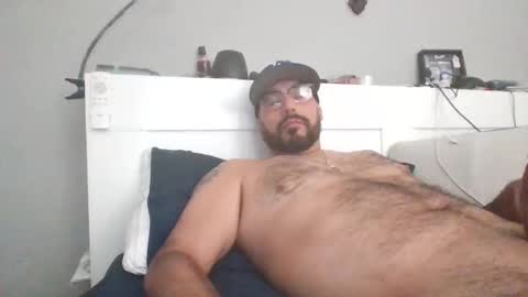 talllatino310 online show from 10/11/25, 07:01