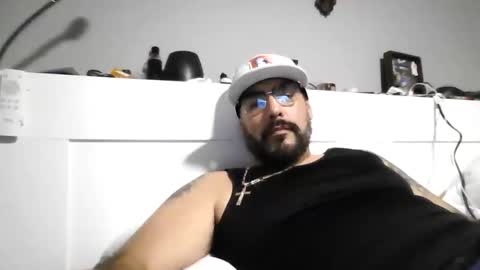 talllatino310 online show from 12/04/25, 05:39