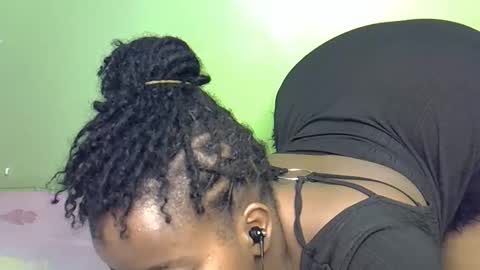 tamara_byb online show from 11/19/25, 06:52