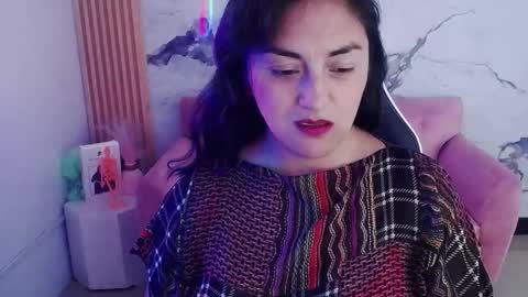 Snapshot of tamara_ch1 chatting on 10/19/25, 03:18 tamara_ch1 online show from 10/19/25, 03:18