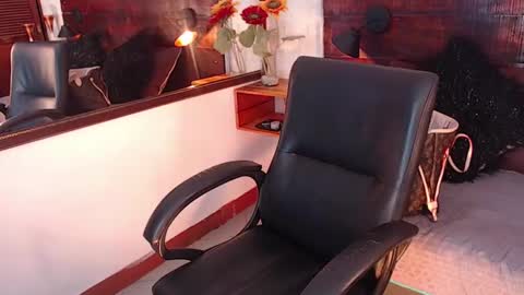    online show from 03/02/25, 05:36