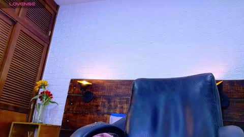    online show from 12/16/25, 11:48