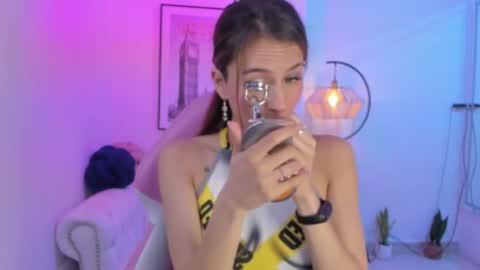 Tamara online show from 02/09/25, 06:43