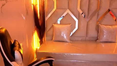 Tamara  online show from 01/16/26, 12:20