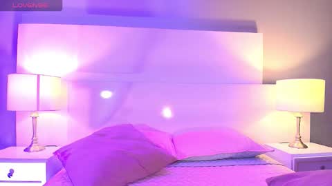 Tamy  online show from 10/01/25, 12:22