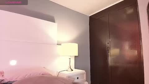 Tamy  online show from 10/08/25, 12:25