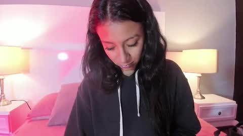 Tamy  online show from 10/24/25, 01:18