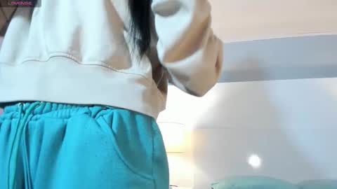 Tamy  online show from 11/24/25, 12:27