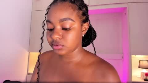 Snapshot of tamarazaki chatting on 01/18/25, 05:48 Tami online show from 01/18/25, 05:48