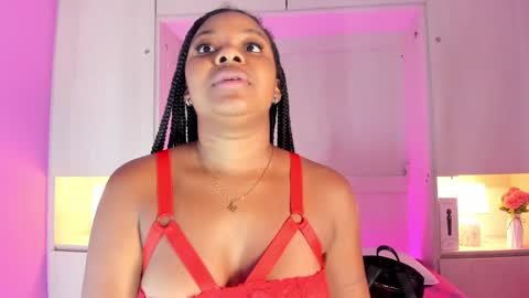 Snapshot of tamarazaki chatting on 02/27/25, 11:52 Tami online show from 02/27/25, 11:52