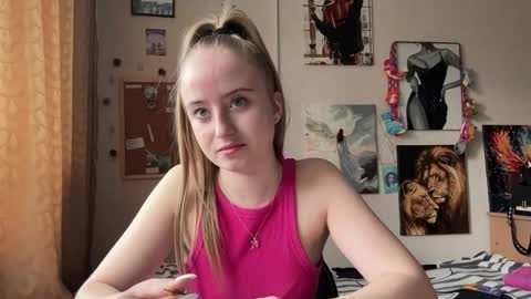 Karina online show from 03/31/26, 01:44