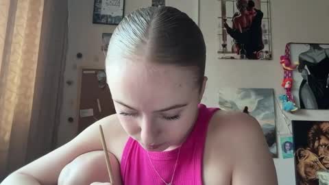 Karina online show from 04/06/26, 03:13