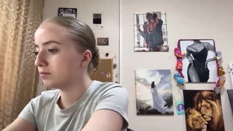 Karina online show from 04/13/26, 03:06