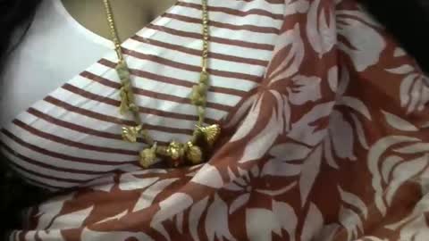 tamil_rathi online show from 11/17/25, 02:28