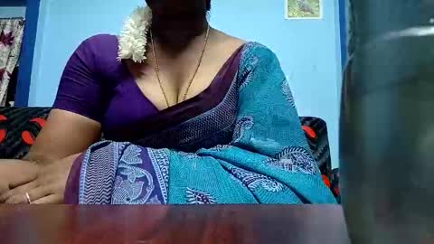 Snapshot of tamilmadhi520 chatting on 02/11/26, 05:51 tamilmadhi520 online show from 02/11/26, 05:51
