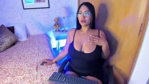 Tammara  online show from 05/13/26, 11:51