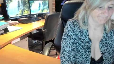 Tammy online show from 02/10/25, 08:31