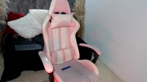 tammycooperr online show from 02/09/25, 05:50