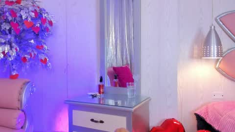 Tamy online show from 02/14/25, 01:02