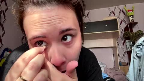 Snapshot of tandykuligowski chatting on 04/15/26, 12:01 Marry online show from 04/15/26, 12:01