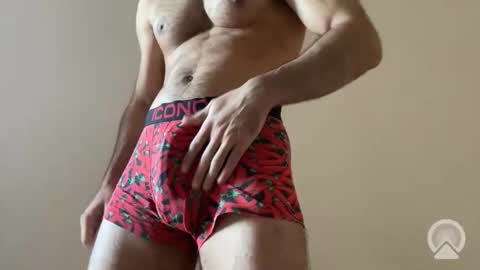 Snapshot of tanelure chatting on 10/29/25, 09:55 tanelure online show from 10/29/25, 09:55