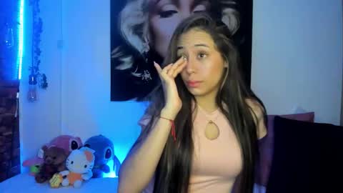 tania06 online show from 01/15/26, 01:59