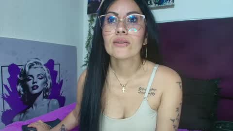 Snapshot of tania_mature chatting on 07/15/26, 07:19 tania online show from 07/15/26, 07:19