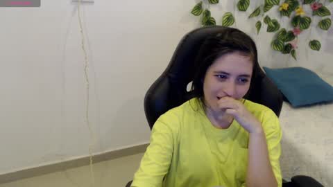 Tania  online show from 02/05/25, 05:20