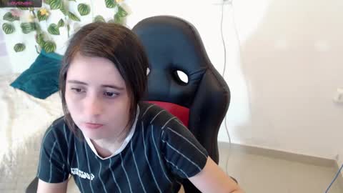 Tania  online show from 03/11/25, 05:35