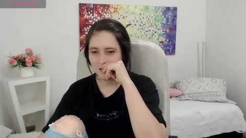 Tania  online show from 04/07/26, 06:41