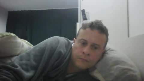 Snapshot of tanitog chatting on 11/03/25, 08:43 Tanitog online show from 11/03/25, 08:43