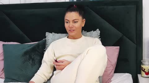 tanyaGrey online show from 01/23/25, 08:15