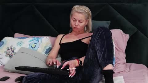 tanyaGrey online show from 03/05/26, 07:48