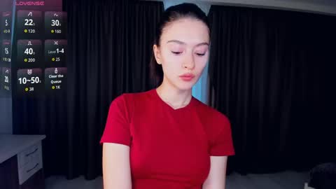 Snapshot of tannaschoeneck chatting on 04/16/26, 09:43 Anna online show from 04/16/26, 09:43