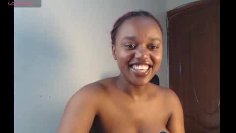 Snapshot of tannia004 chatting on 02/27/26, 07:14 tania online show from 02/27/26, 07:14