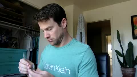 Dr. Love online show from 03/10/25, 04:57