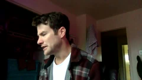 Dr. Love online show from 02/03/26, 02:33