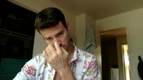 Snapshot of tantrichealing chatting on 06/23/26, 02:04 Dr. Love online show from 06/23/26, 02:04