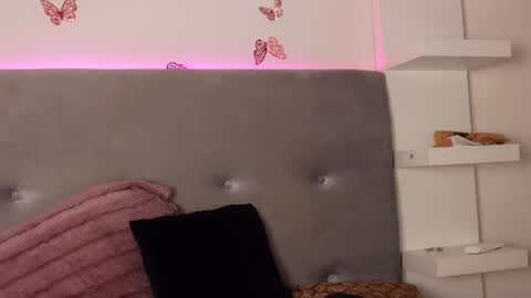 Tania online show from 07/27/26, 05:03